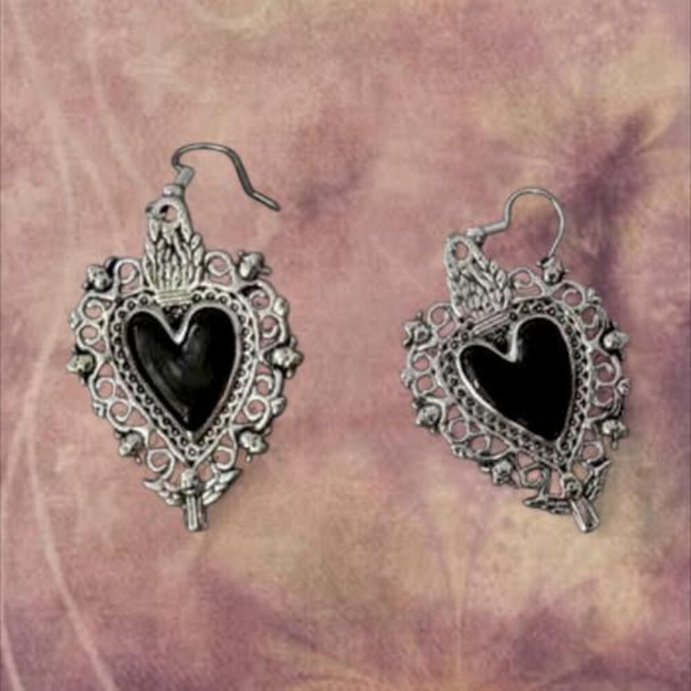 whimsical 90s style black heart dangle silver earrings